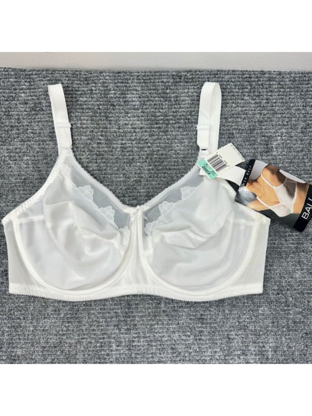Vintage Bali Flower Bra 42DDD Full Support Coverage Underwire White #180 NEW